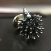 ujo_rocks_hedgehog_pin_sterling_silver_oxidised_top
