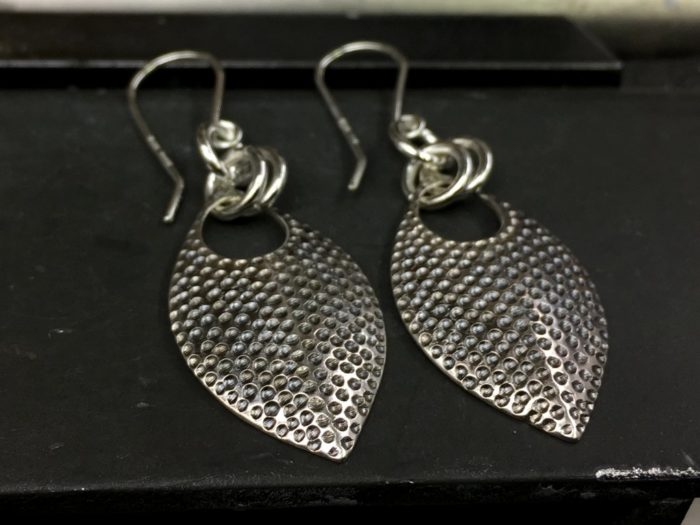 ujo_rocks_leaf_earrings_sterling_silver_hammered_oxidised_top