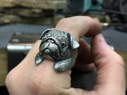 ujo_rocks_pug_ring_sterling_silver_size_on_finger