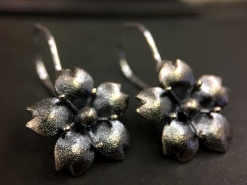 ujo_rocks_sakura_earrings_sterling_silver_frosted_oxidised_front