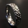ujo_rocks_karu_narrow_ring_sterling_silver_hammered_top