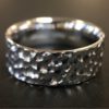 ujo_rocks_karu_wide_ring_sterling_silver_hammered_front