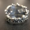 ujo_rocks_kuohu_flow_ring_sterling_silver_brushed_oxidised_back