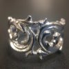 ujo_rocks_kuohu_flow_ring_sterling_silver_polished_front